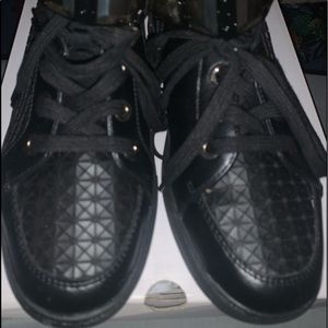 Aldo high-top sneakers size 9